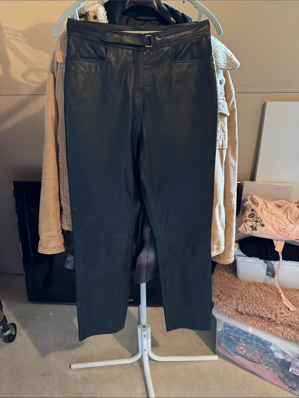 Black soft Leather Straight-Leg Pants, size 40